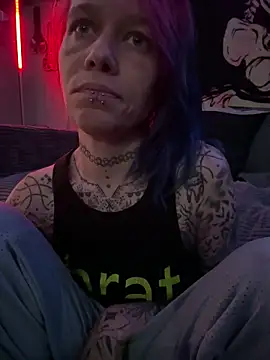 Toxii- Live XXX-Chat