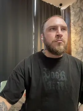XXX chat uživo modela HermanFire