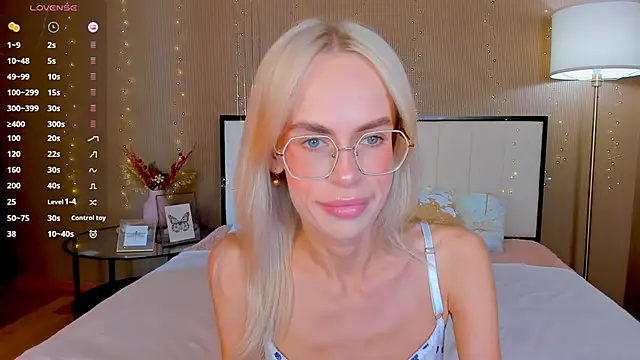 bellatipn Live XXX chat