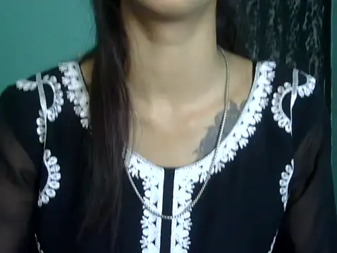 YOUR__ALLY Chat XXX in diretta