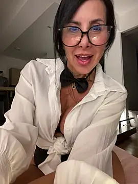 caritoo21 现场XXX聊天