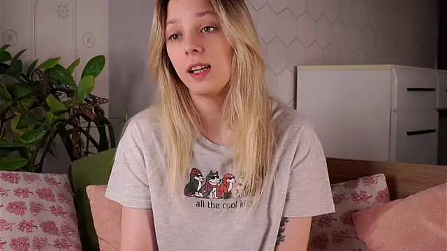 XXX chat uživo modela LeeryWonder