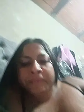 Giselabrunette25 现场XXX聊天