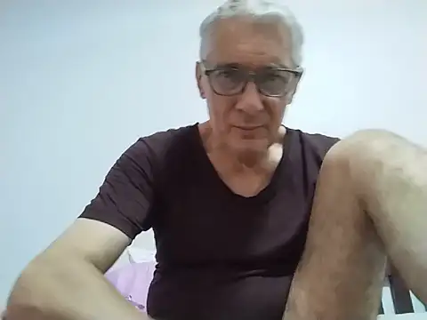 XXX chat uživo modela BIGUNCUTHARDCOCK