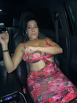 Chat +18 de Bigbuttbrooklynn ao vivo