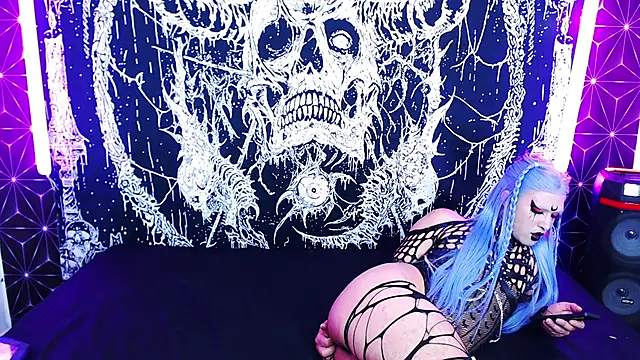 Czat XXX na żywo – naomi_satan