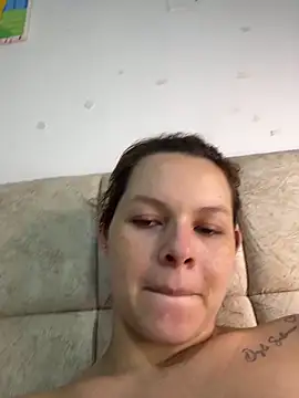 miacarrot Adlı Modelin Canlı XXX Sohbeti
