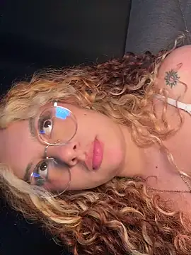 Joyce-fire Chat XXX in diretta