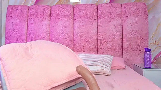 Chat XXX ao vivo de emmacurvy