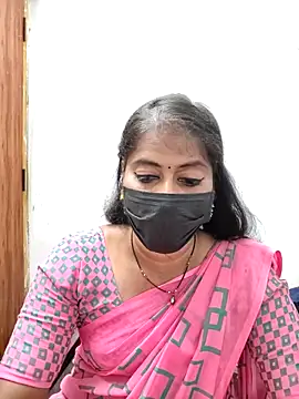 tamil_Sigappu_Rojan Live XXX chat