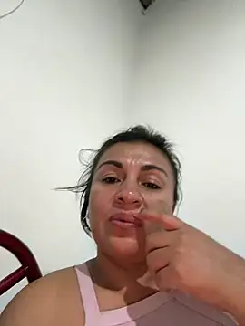 Czat XXX na żywo – kloee_kann