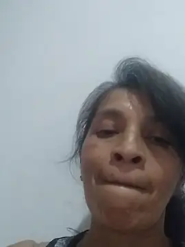 soltrinidad Adlı Modelin Canlı XXX Sohbeti