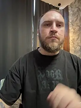 XXX chat uživo modela HermanFire