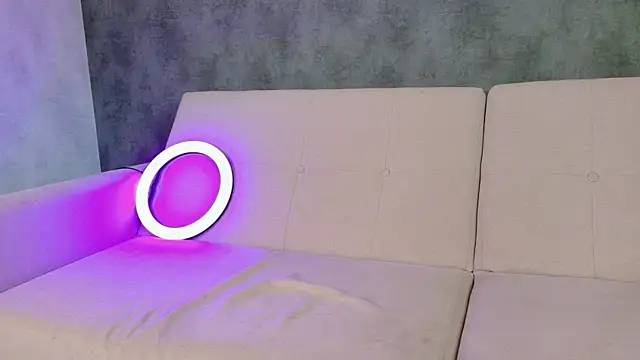 OnlyForYou_ লাইভ XXX চ্যাট