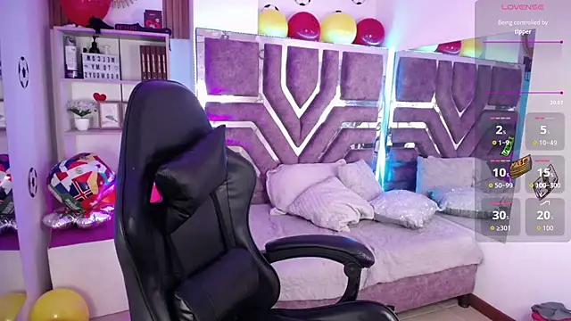Elizabeth_Evans1 – Naživo XXX chat
