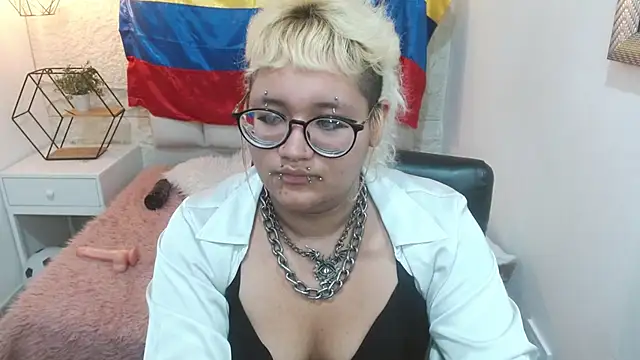 Онлайн чат XXX Echypyon_