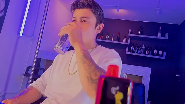 Chat XXX ao vivo de angel_still_