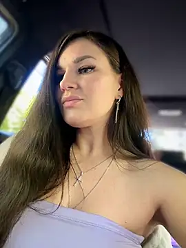 Niki_li Chat XXX in diretta
