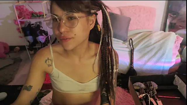 Hellen_dumont Chat XXX in diretta