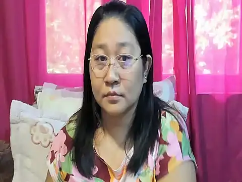 CHUBBY_ANGEL09's Live XXX Chat