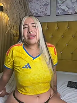 ManuelaVeeleez's Live XXX Chat