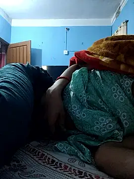 124pakhi Show in webcam