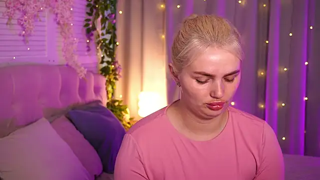 AmeliaWeells Chat XXX in diretta