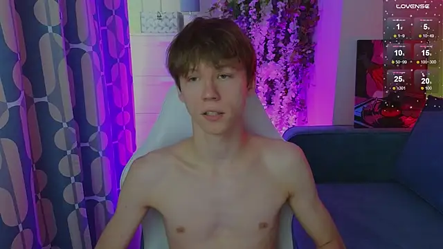 cuMte_boy Chat XXX in diretta