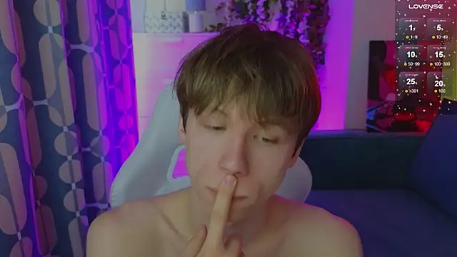 แชท XXX สดของ cuMte_boy
