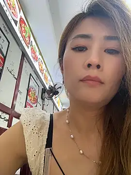okgirl_23's Live XXX Chat