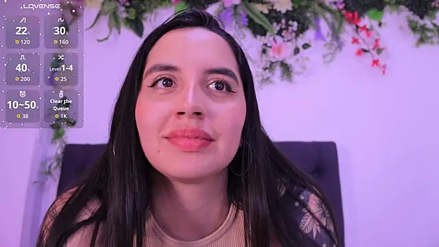 Chat +18 de kaylee_lee ao vivo
