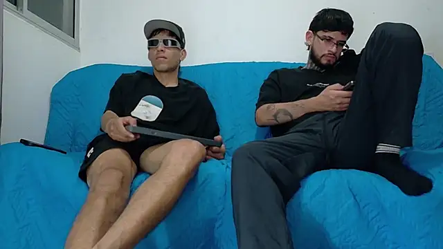 Czat XXX na żywo – bully_boss