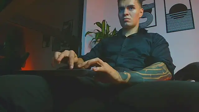 ALPHA_DOMINUS_ Webcam Show