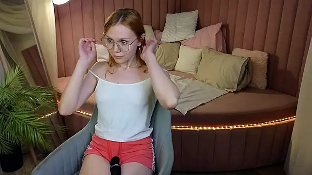 memymee_ – Naživo XXX chat
