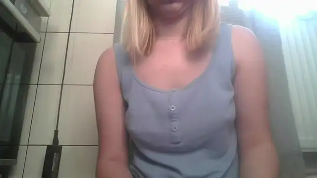 dirty_sasha00 Adlı Modelin Canlı XXX Sohbeti