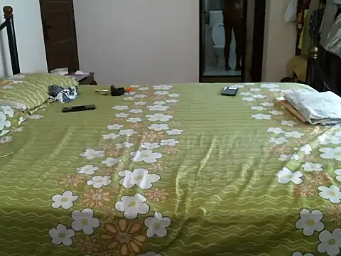 sixfeetslim Live XXX Chat