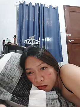 MissKitty31のライブXXXチャット