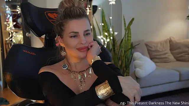 Lady--M Chat XXX in diretta