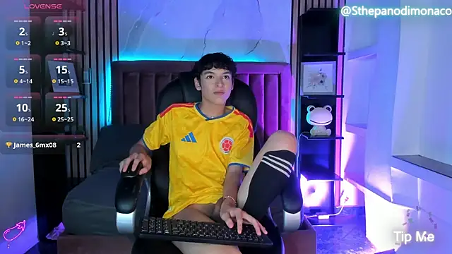 Chat +18 de SthepanodiMonaco ao vivo