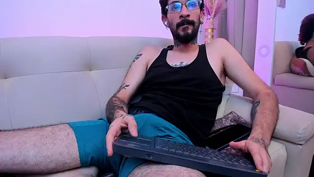 Jonathan_Soto Adlı Modelin Canlı XXX Sohbeti