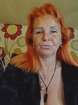 CassandraSandra44's Live XXX Chat