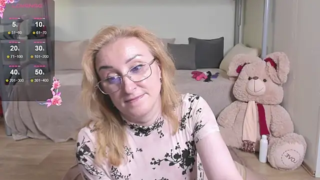 Chat +18 de MadissonKiss ao vivo