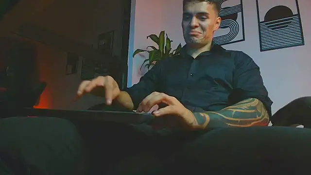 Онлайн чат XXX ALPHA_DOMINUS_