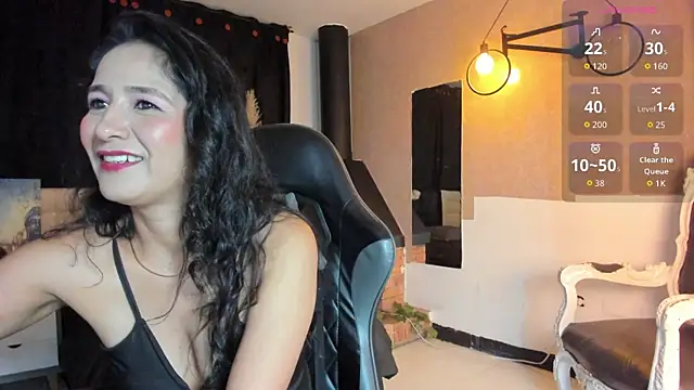 Vicky_Angeel Adlı Modelin Canlı XXX Sohbeti