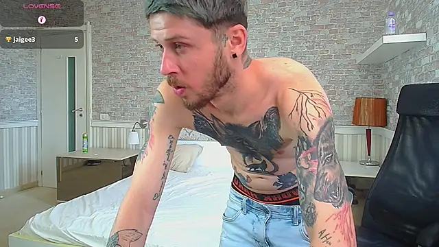 JonahShaw Live XXX-Chat