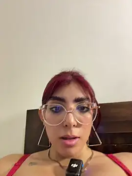 Chatroom XXX en direct de MartinaSooler