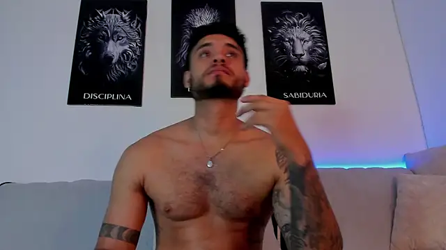 AUSTINN_TORRES élő XXX-chatje