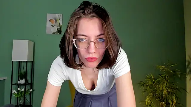 eva_sicret Adlı Modelin Canlı XXX Sohbeti