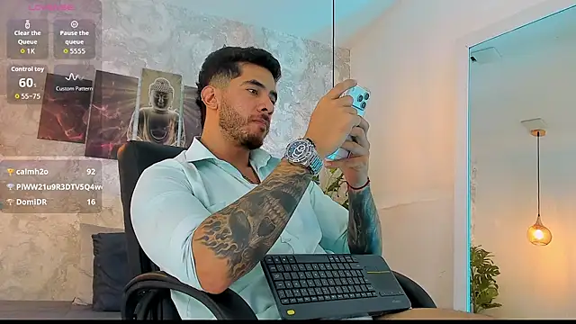 Chatroom XXX en direct de Nate_franco