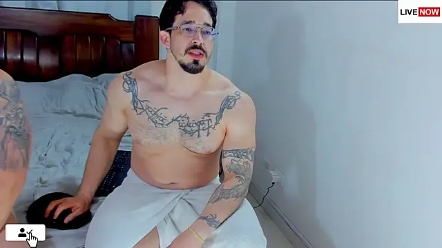 Chat XXX Live Hunter_Hoott